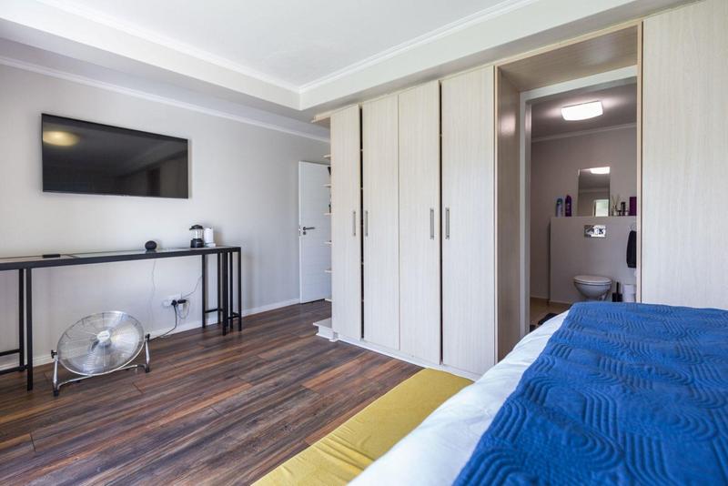 To Let 3 Bedroom Property for Rent in Camps Bay Western Cape